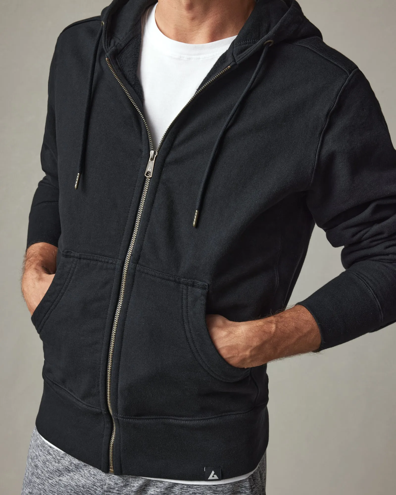 Classic Full Zip - Black