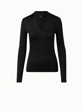 Shirt mit V-Kragen aus Seiden-Stretch-Jersey