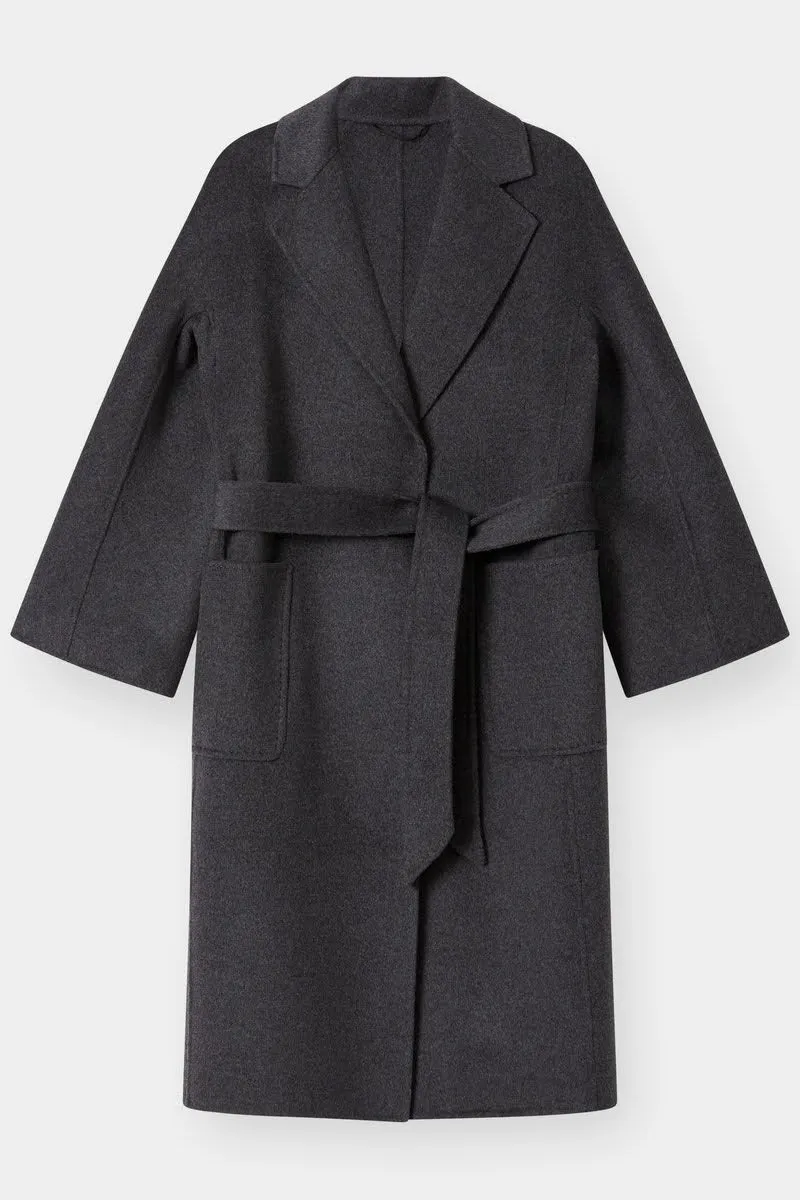 THE CLASSIC COAT - CHARCOAL